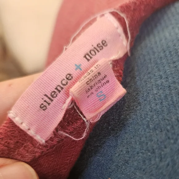 Silence + Noise Pink Crop T-Shirt Short Sleeve - Picture 3 of 3